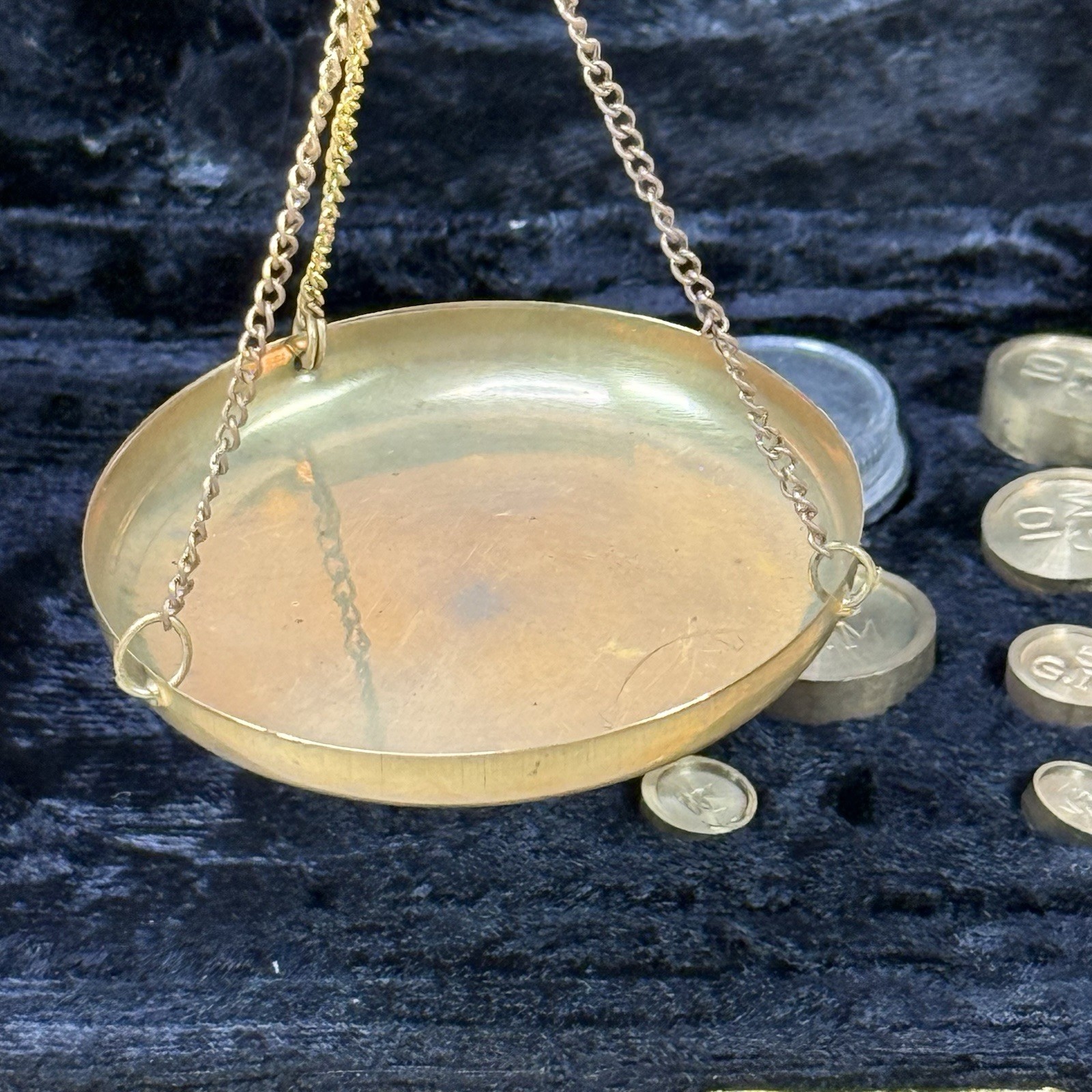 Vintage Brass Balance Scale w/ Gram Weights in Original Case Made In India 50g