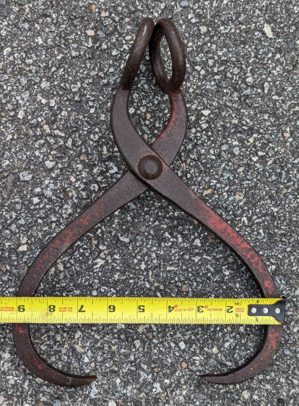 Vintage Cast Iron GIFFORD WOOD 1/2″ Ice Tongs Claw