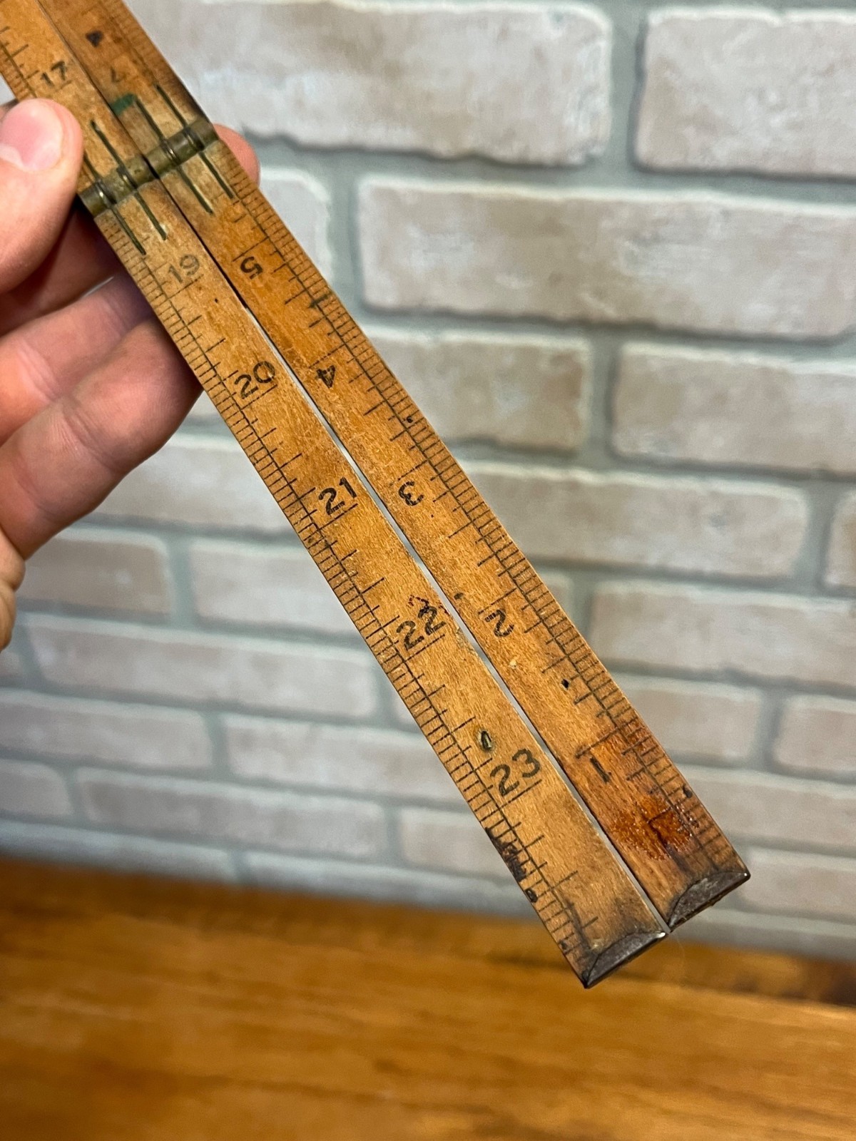 Vintage STANLEY Rule & Level Co. Boxwood & Brass Folding Ruler No. 68. (24″)