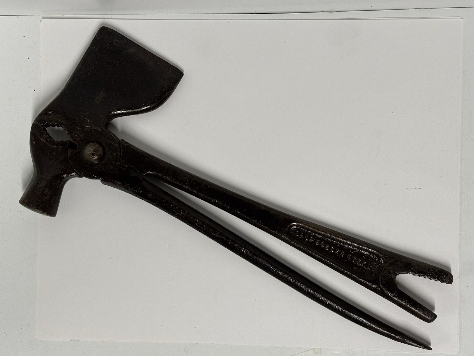 VTG Farmers EVER-READY Tool Kit-All-In-One Axe/Hammer/Plier – *Unique Patina*