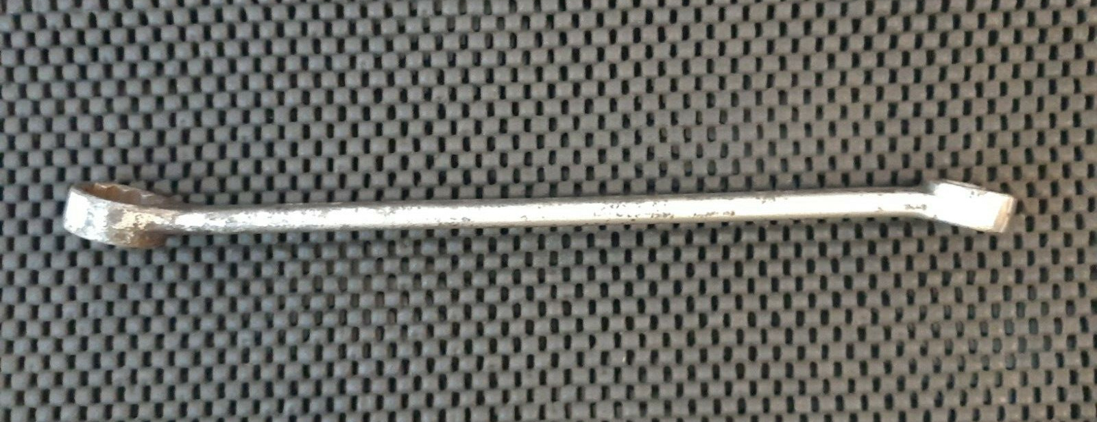 Vintage P&C 5/8″ x 11/16″ Box End Wrench 2522 USA 12 Point 9 1/2″ Long