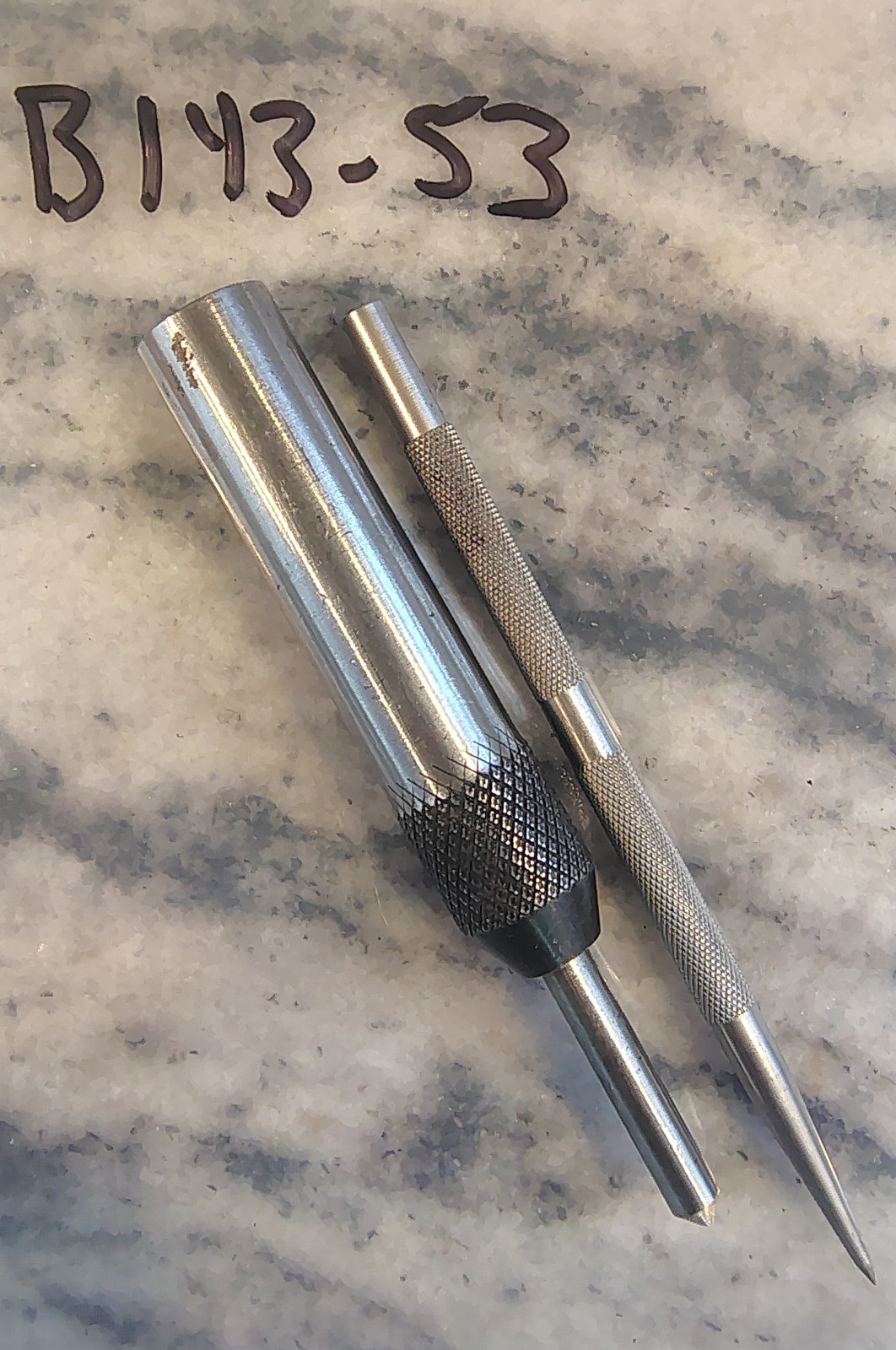🗽VINTAGE SPRING LOADED CENTER FINDER & FINE POINT SCRIBE MACHINIST/TOOLMAKER