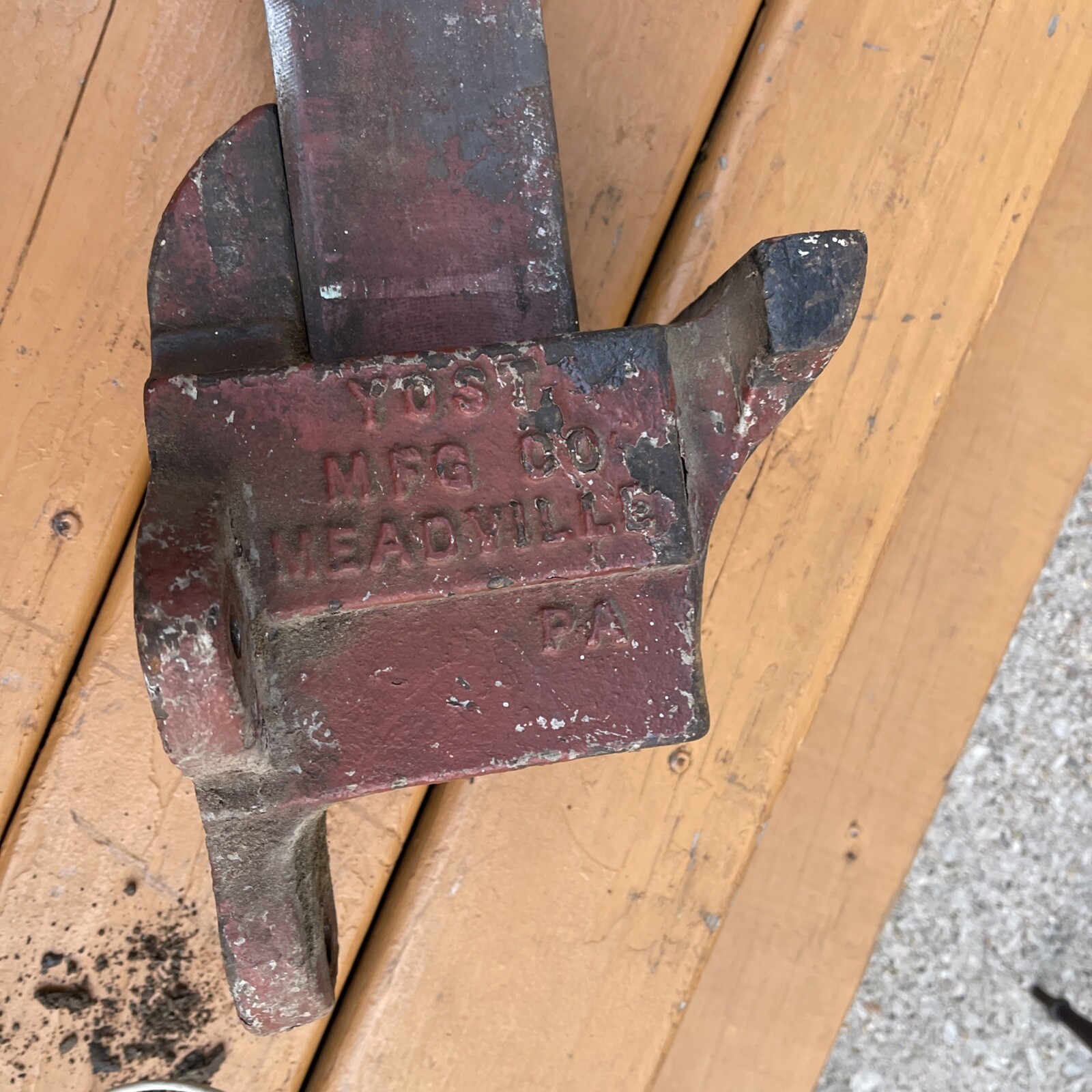 Vintage Rare Yost Mfg Co. The Gem 704 Meadville Pennsylvania Bench Vise 4.5” Jaw
