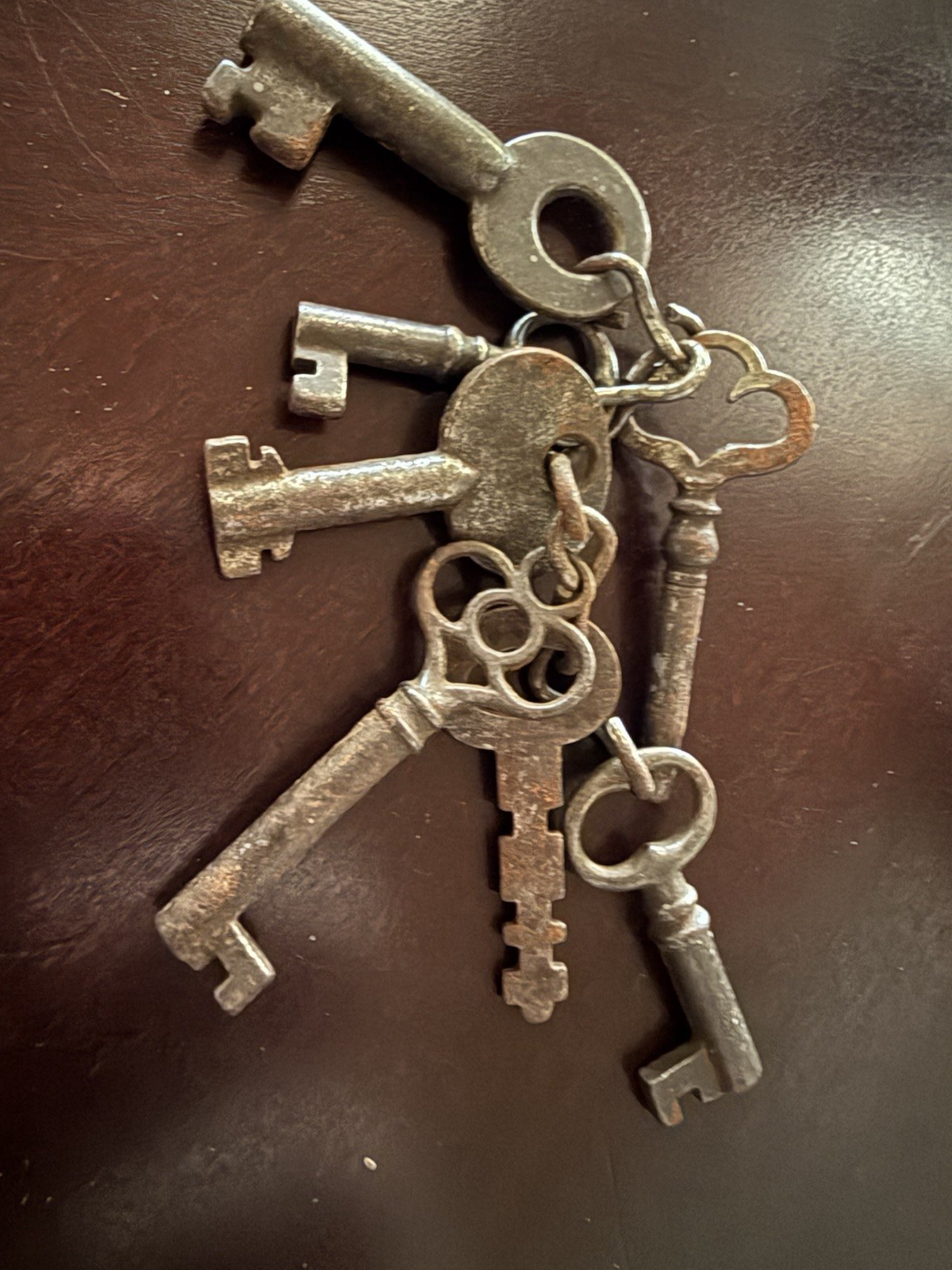 Vintage Skeleton Key Lot of 7 Antique Style Warded Barrel Keys Steampunk Decor