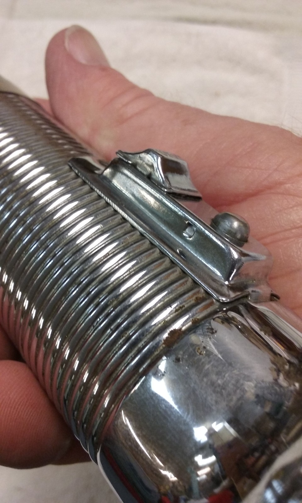 vintage Ray-O-Vac 7″ Sportsman Chrome Silver Flashlight uses 2 D Cell Batteries