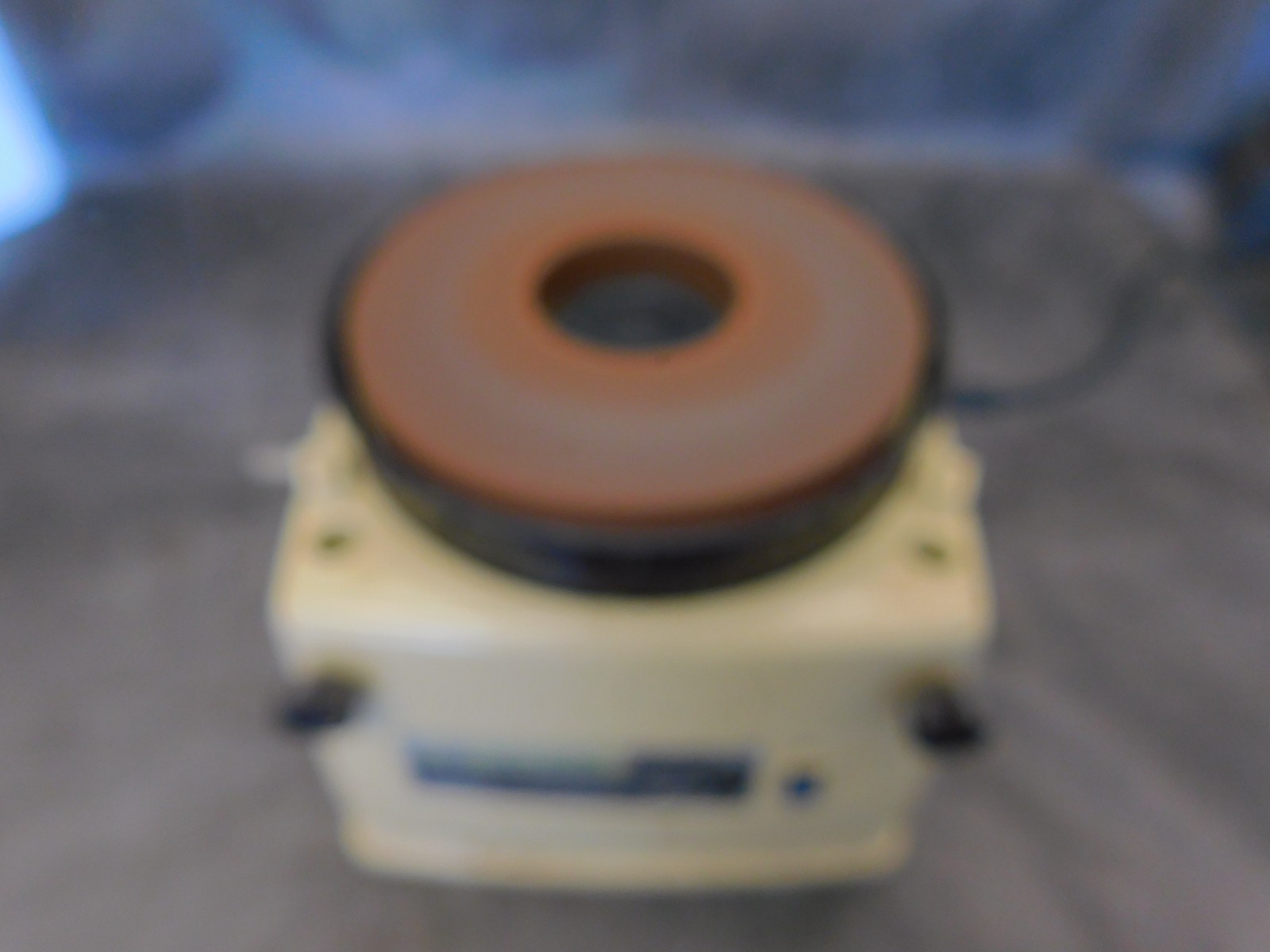Makita 9820-2 Blade / Cutter Sharpening Tool Electric Wet Stone Sharpener