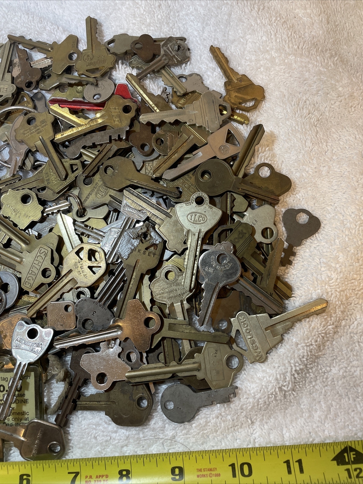 VTG 220+ Vintage Key Keys Lot House Skeleton Auto Cabinet Keys All Companies #3