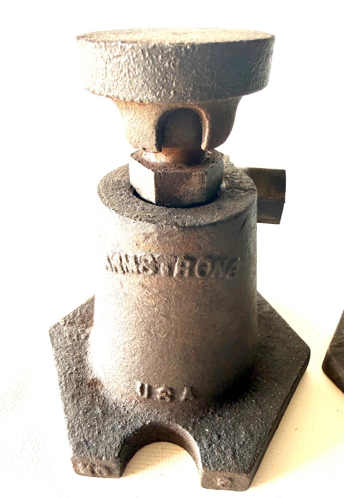 Vintage ARMSTRONG Brothers Tool Co. Swivel Industrial Machinest Level Feet *3.2