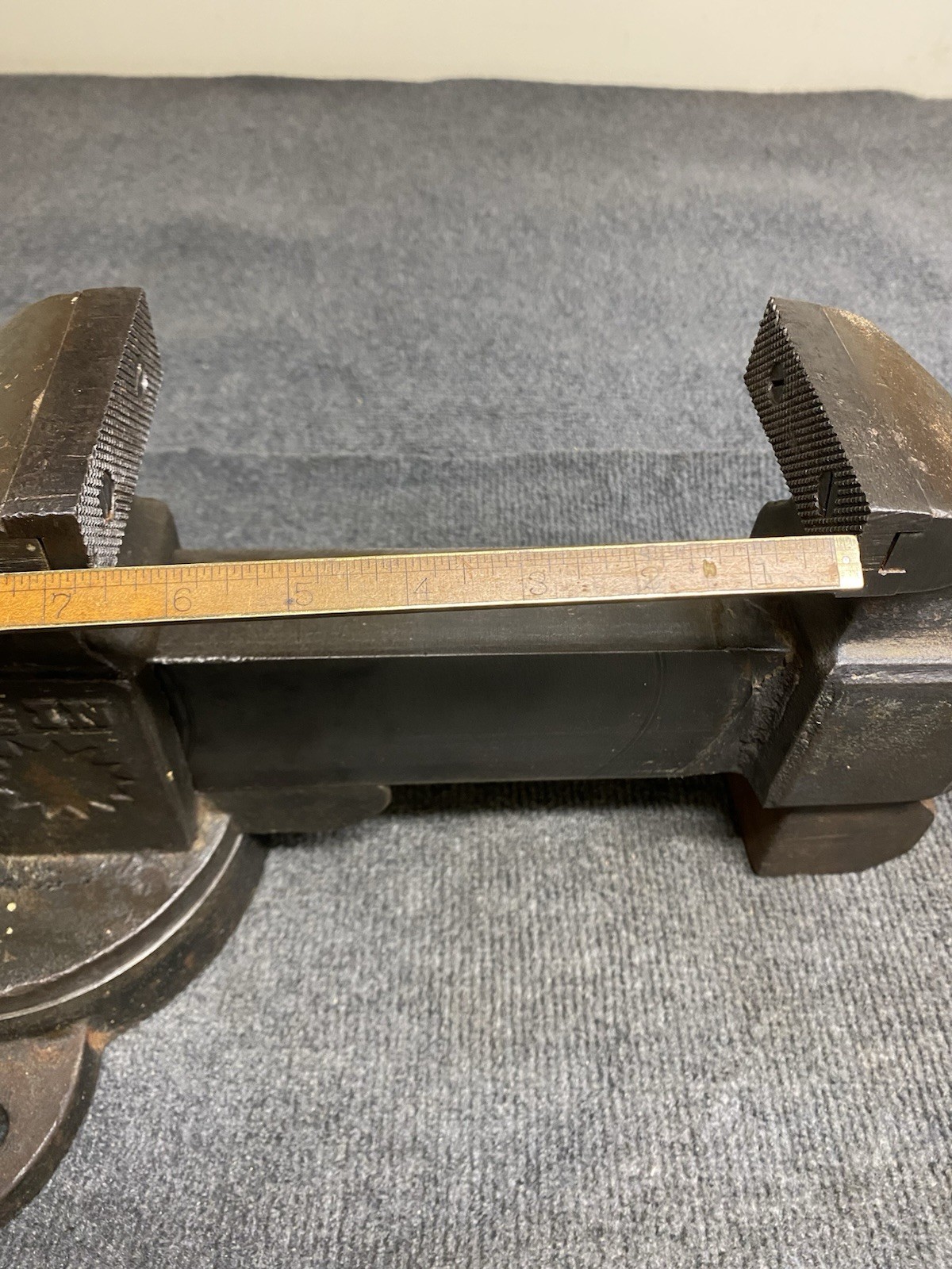 Vintage American Scale Red Seal Swivel Base 3-1/2” Vise No. 62C All Original USA