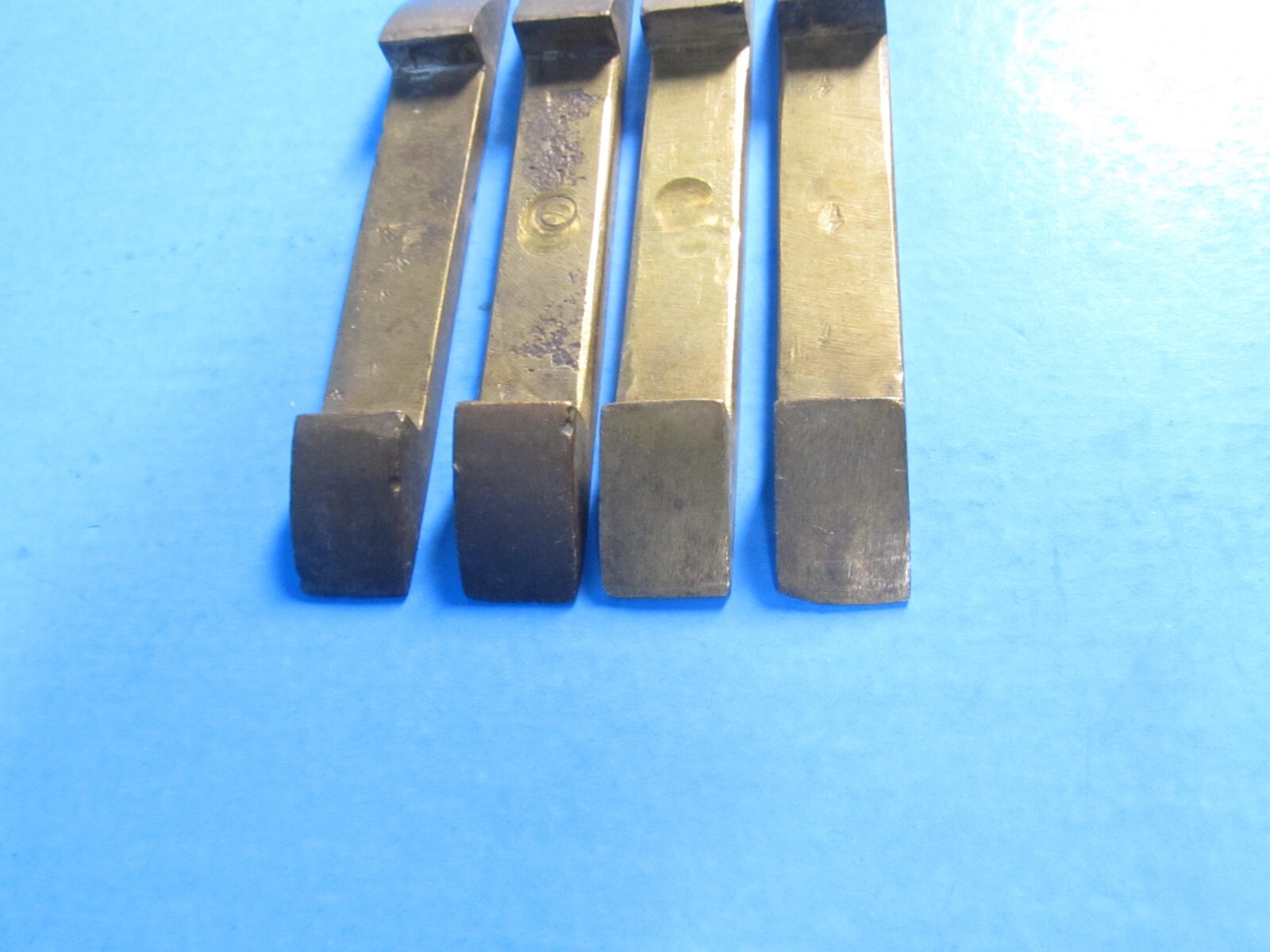 parts – lot 4 brass pressure plates or shoes for trammel points or marking gauge