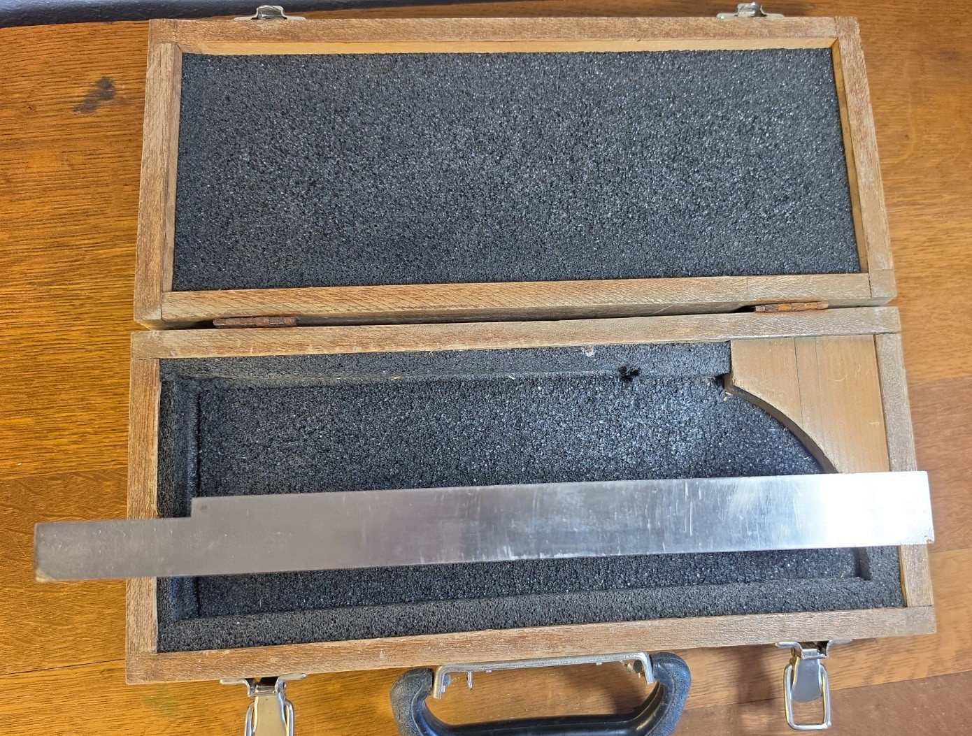 11W Calibration Block TYPE 2 REFERENCE STEEL BLOCK WITH CASE