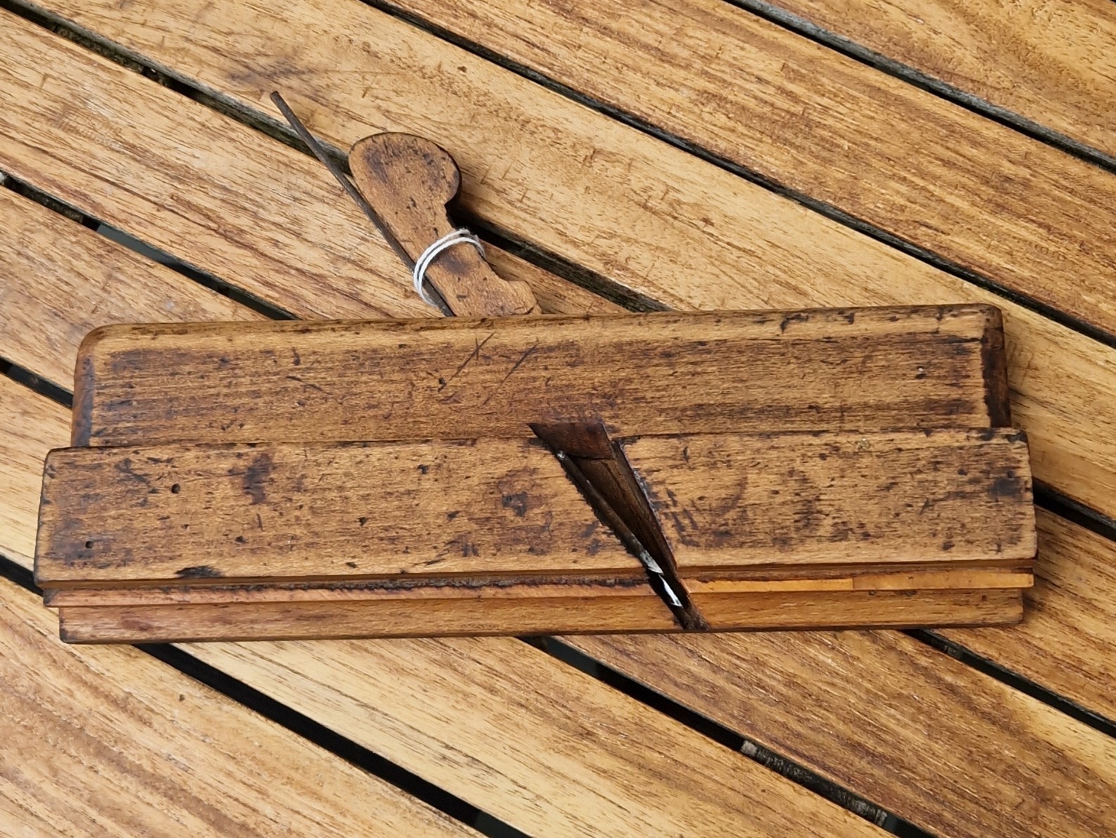 Vintage Wooden Moulding Plane – VGC – (#1340)