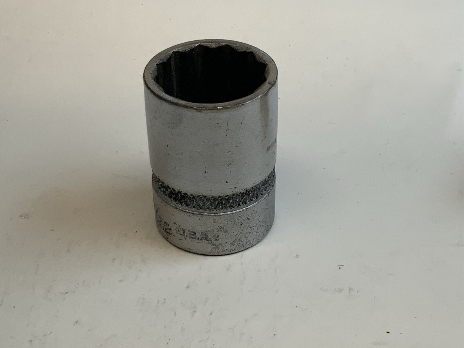 BONNEY A25, 25/32in. 1/2 Drive 12pt Socket, Straight Walls, Knurled, USA Made