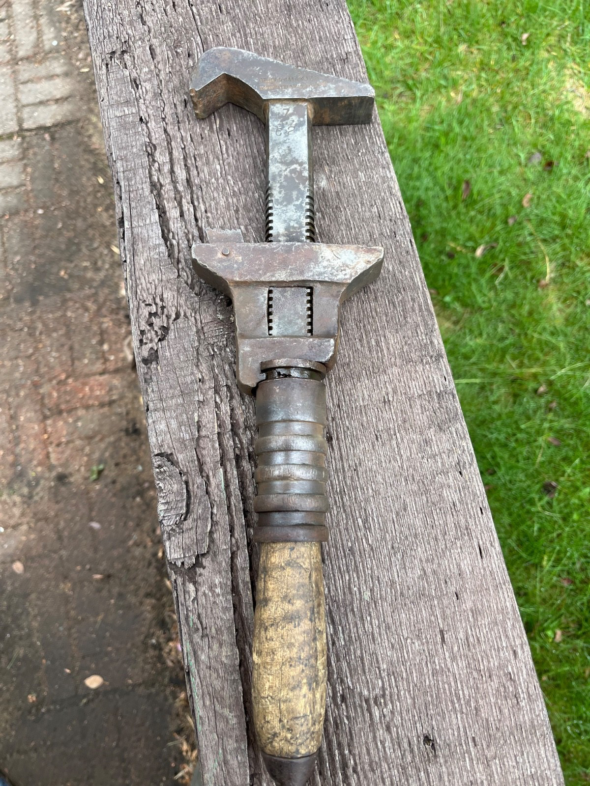 Vintage 16″ Bemis And Call Combo Monkey And Pipe Wrench