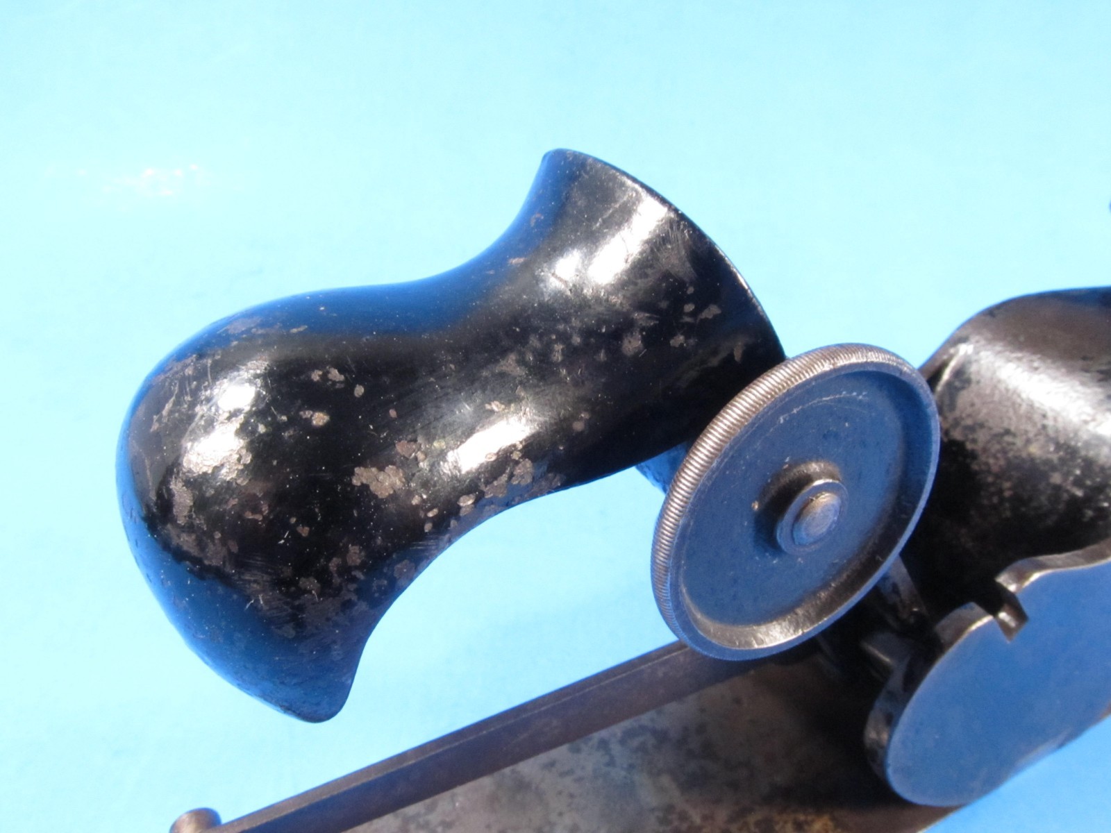 Stanley Rule & Level No 113 solid side wheel circular wood plane