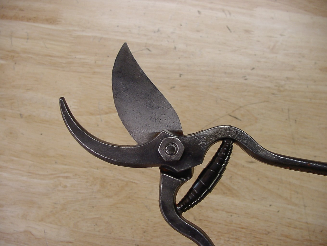 Vintage Seymour Smith No. 151? Bypass Pruner,8-7/8″,Made In Italy,EXCELLENT!