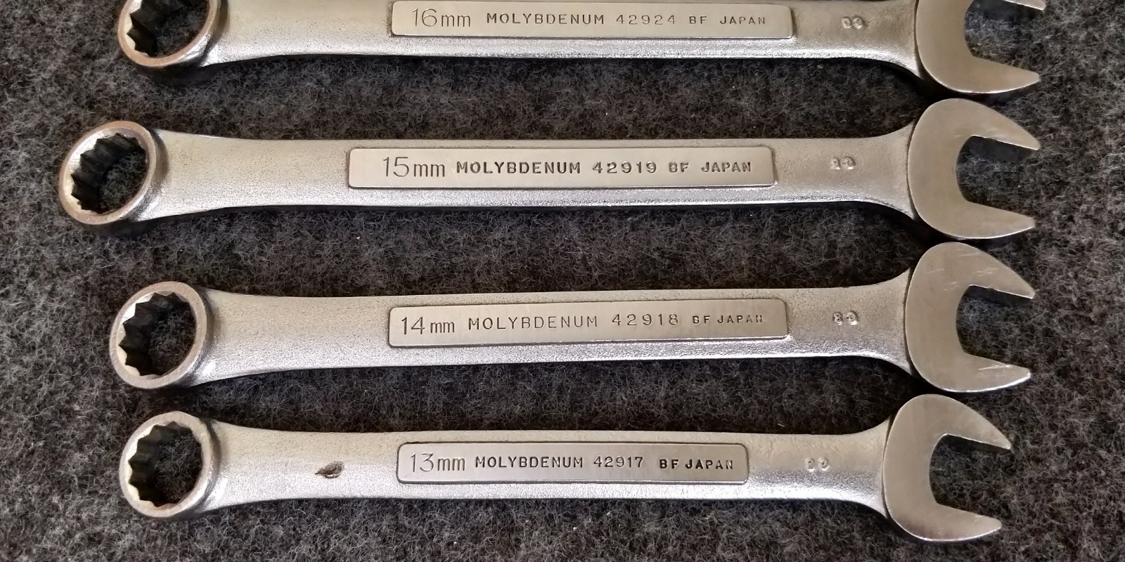 Vintage Craftsman 12 Piece Metric 7mm to 18mm Combination Wrench Set Molybdenum
