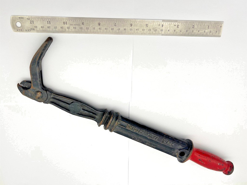 Vintage Bridgeport Hardware Forged Nail Puller Extractor Tool SUREGRIP 56 USA