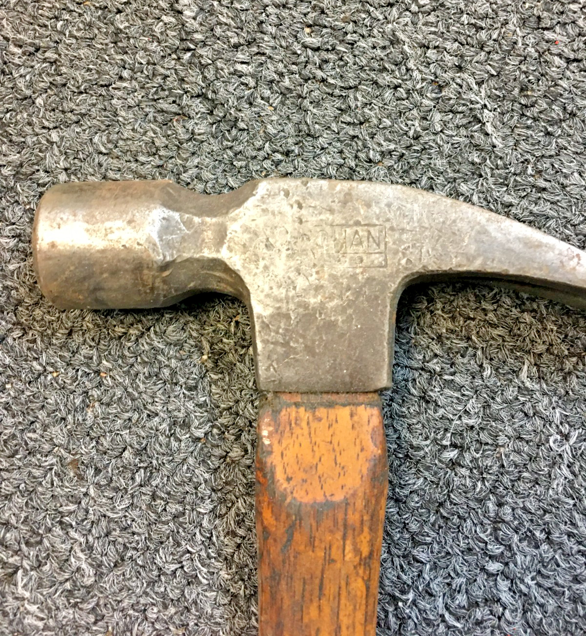 Vaughan, Straight Claw Hammer with Wood Handle, USA
