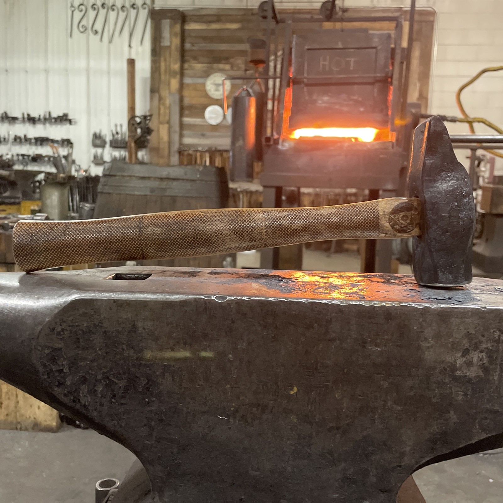 Ceckering Cross Peen Hammer 2 1/2 Lb Of 4140 Steel Hand Forged Steel And Ashwood