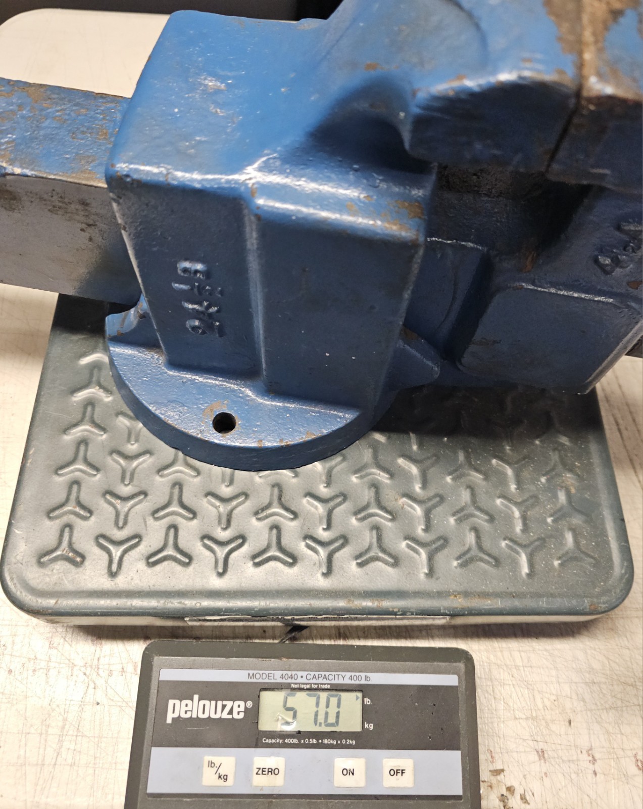 Rare Vintage Oswego Tool Co. NY Bench Vise #24-1/2A Ductile Iron 4″ 57lbs. Blue