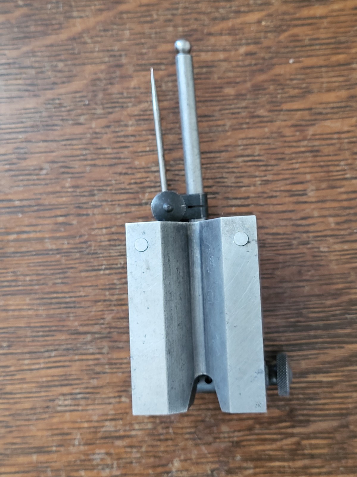 Vintage Lufkin Rule No. 521 Surface Gage (1 1/2″ x 2 1/4″) w/Spindle & Scriber