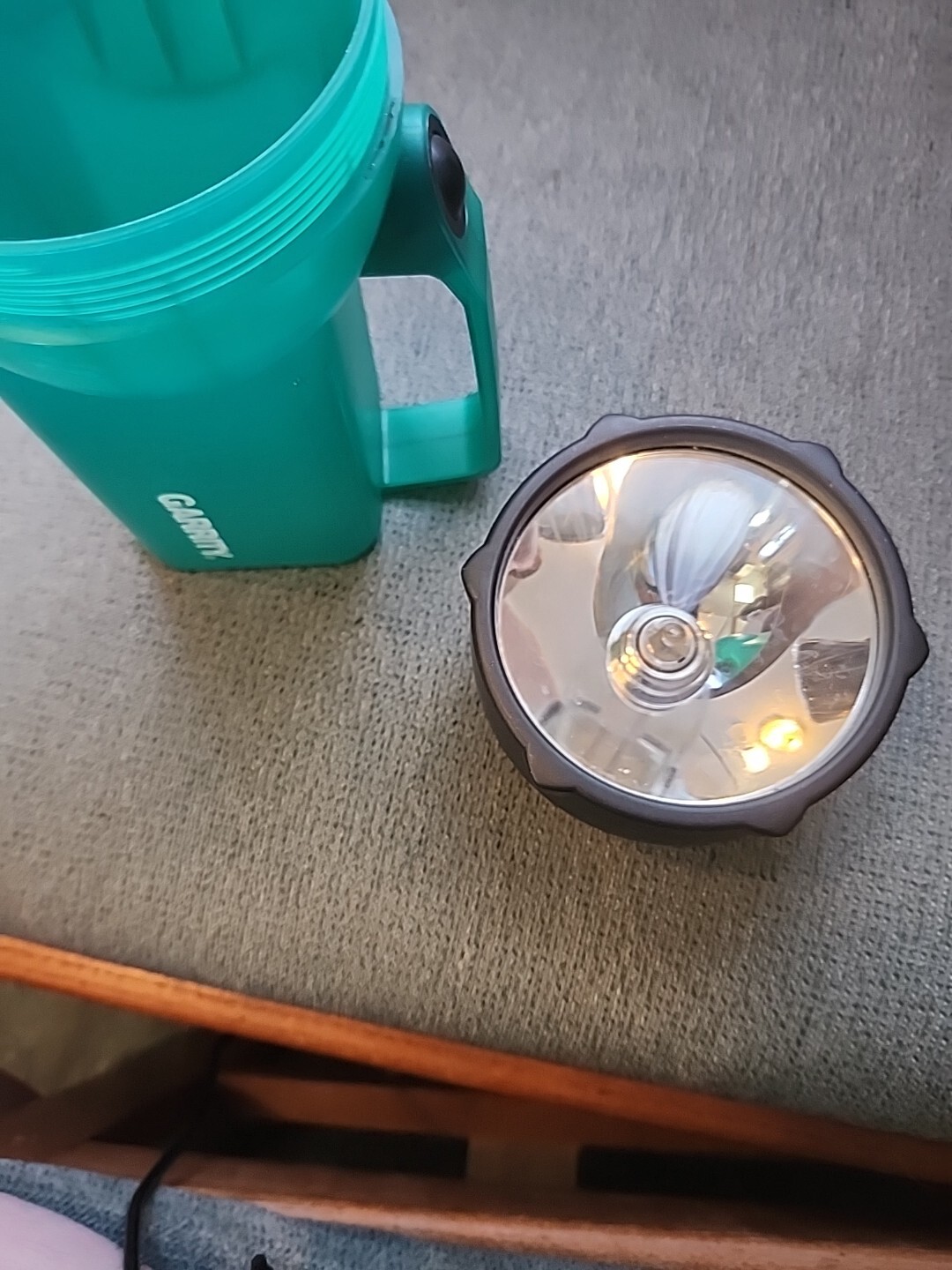 Garrett 6 VOLT LANTERN FLASHLIGHT (Battery Not Included)