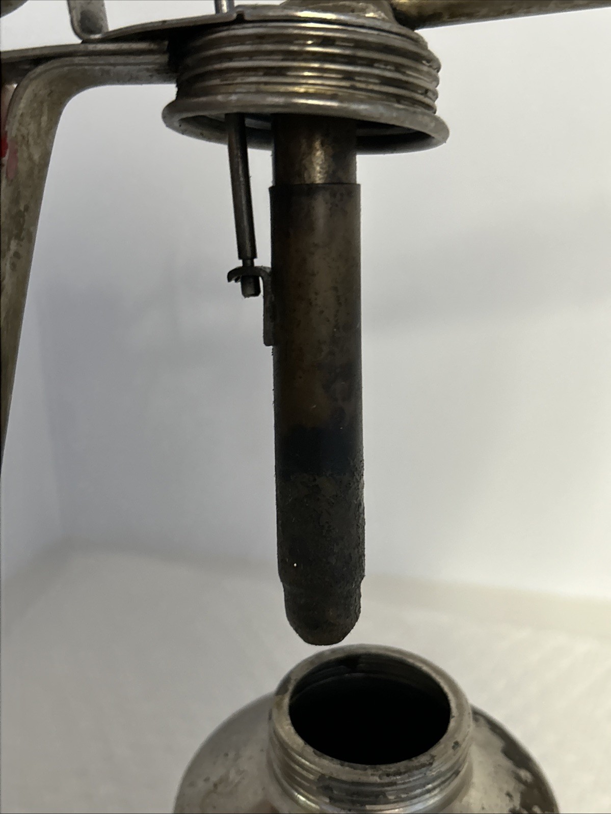 Vintage Plews Pump Oil Can Long Spout Metal Thumb Oiler USA Garage Tool Oiling