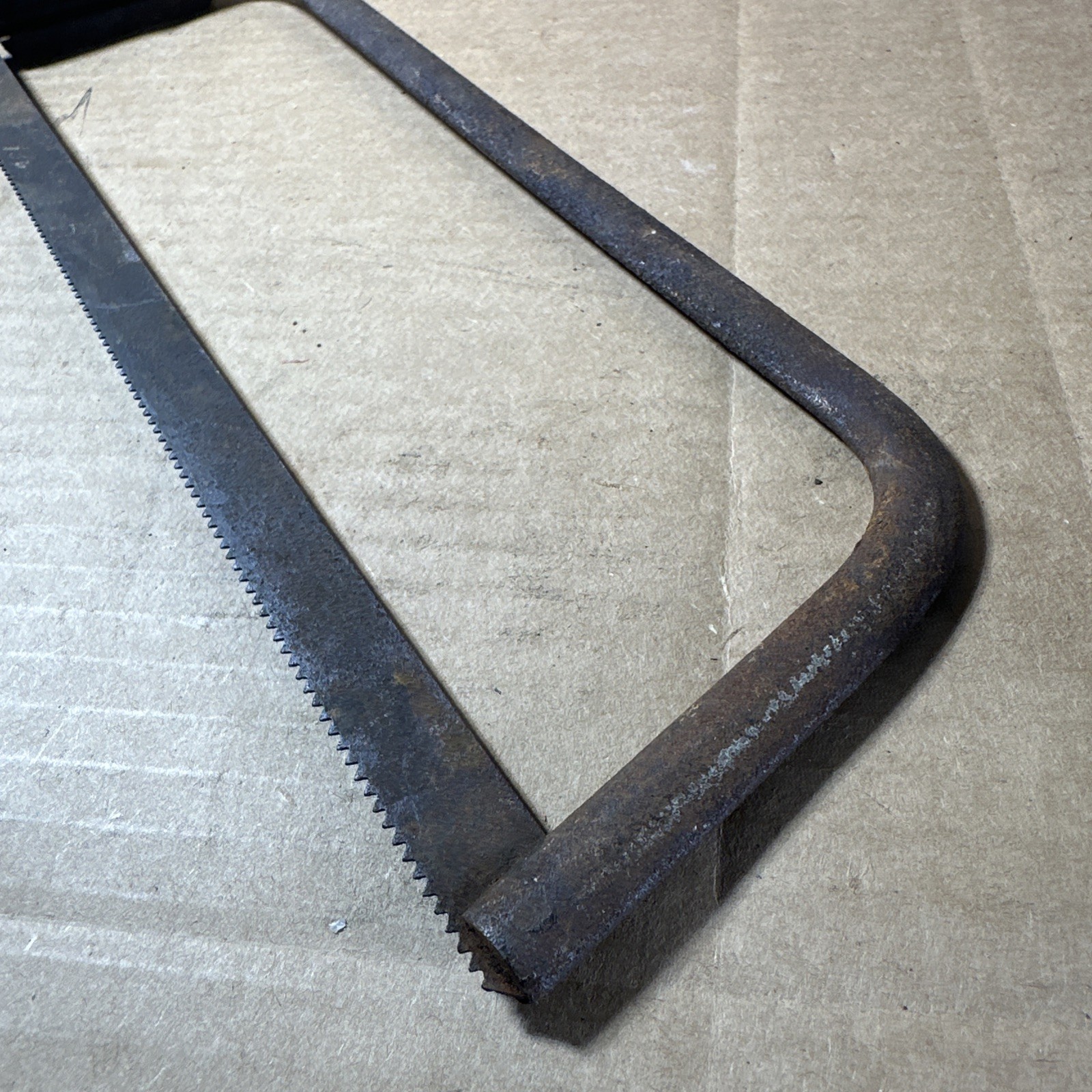 Vintage Saw Hack Saw Meat Saw Wood Handle 12″ Blade Primitive Farm Wood Steel