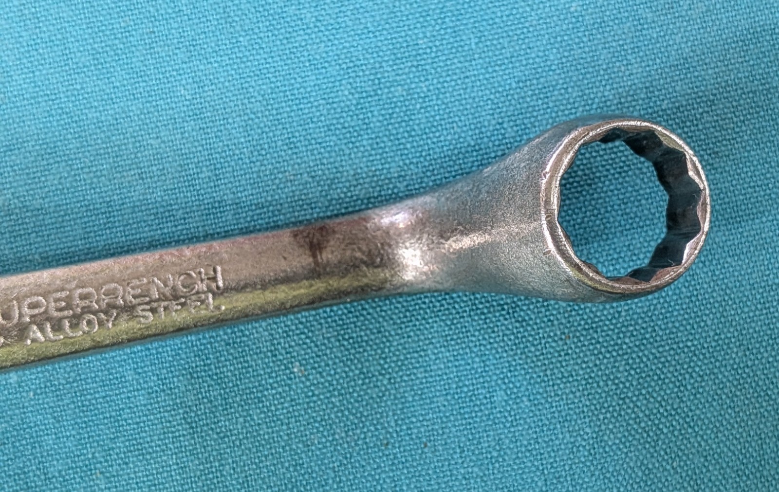 Williams Superrench # 9727 Offset Box End Wrench (5/8″ x 9/16″ x 6″) ca.1943-54