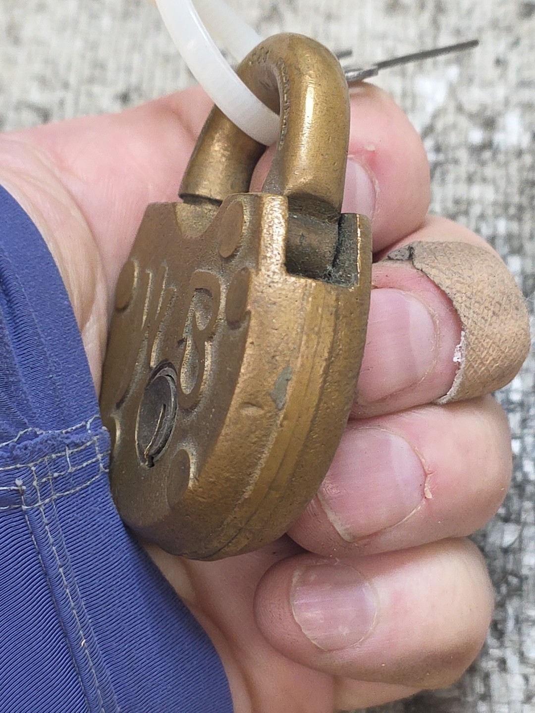 Wilson Bohannan 523 Antique Vintage Lock Padlock Brooklyn NY 2 FLAT WORKING KEYS