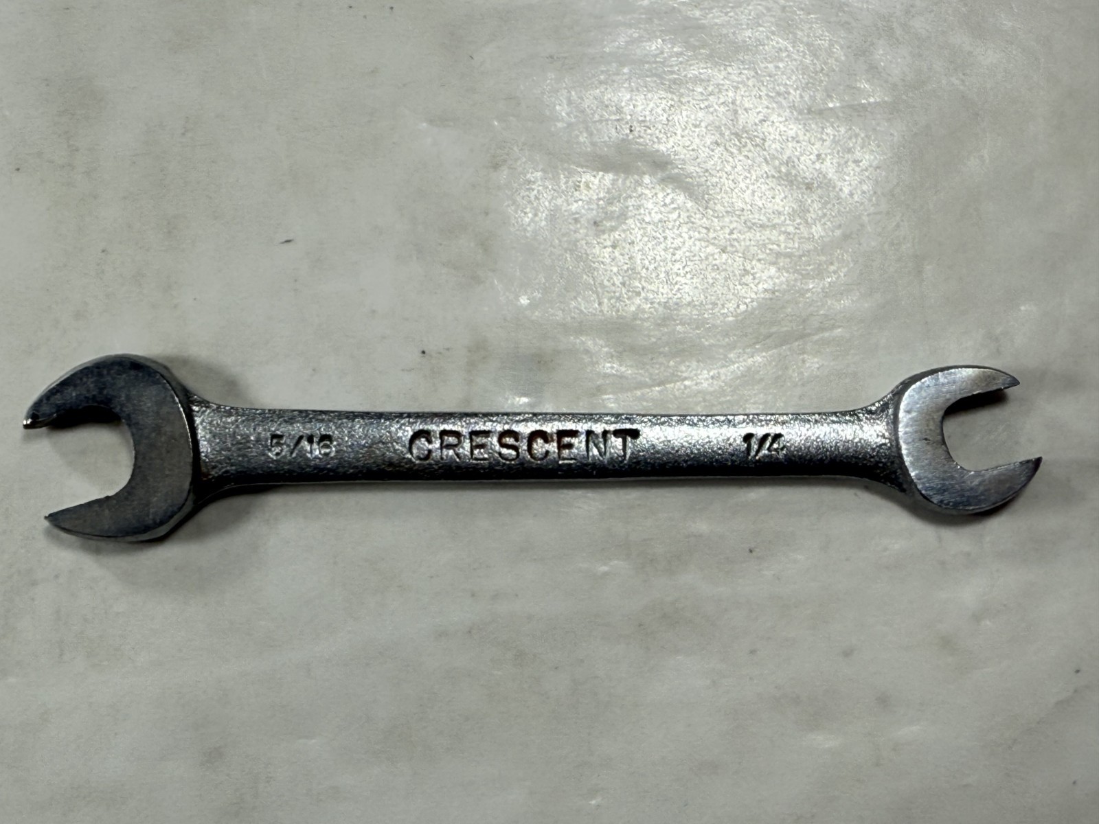 Vintage CRESCENT C1020 Double Open End Wrench 1/4″ & 5/16″
