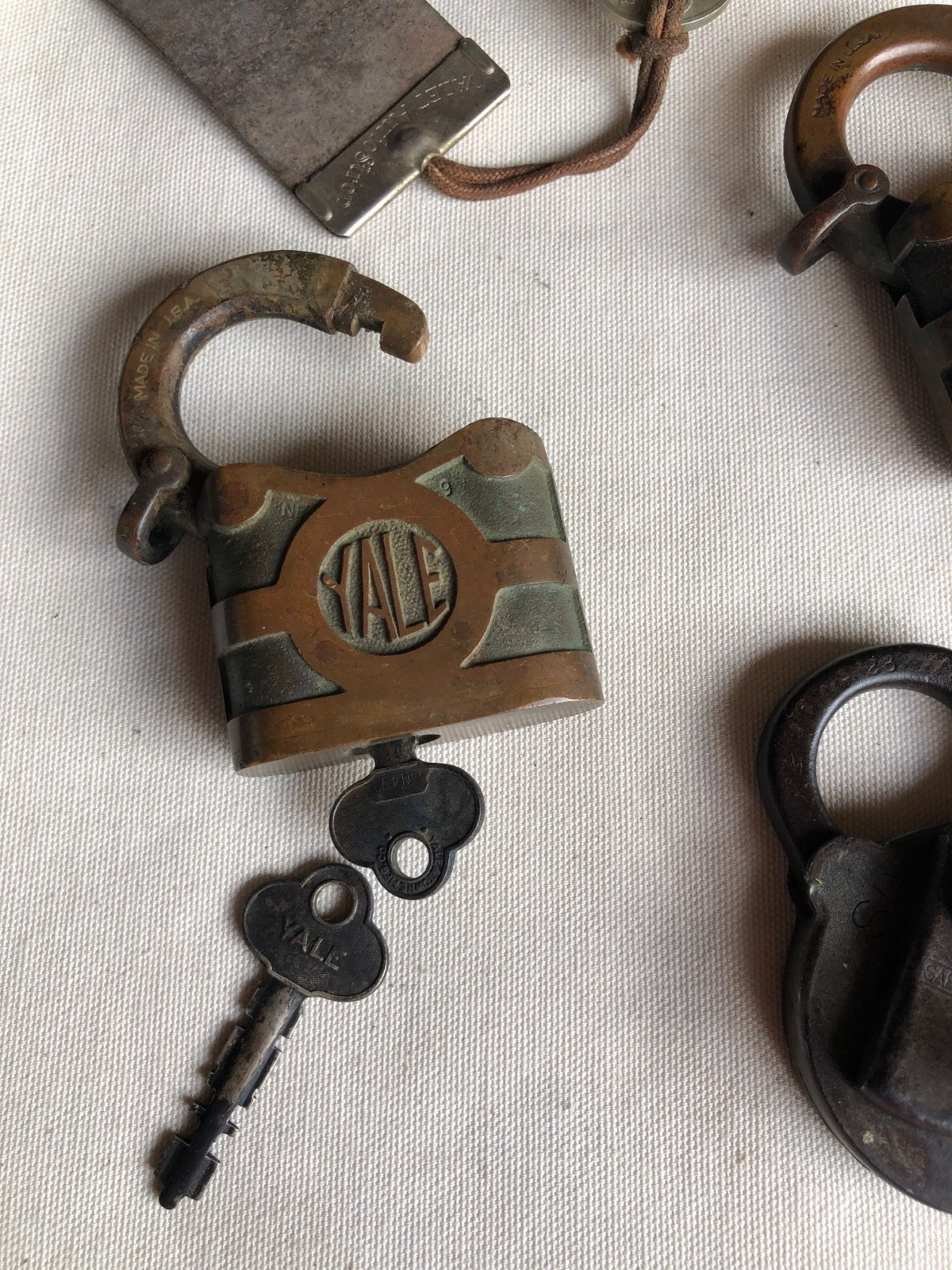Lot of 7 Vintage Padlocks w/Keys Sargent / Y & T/ Master / Moon Globe