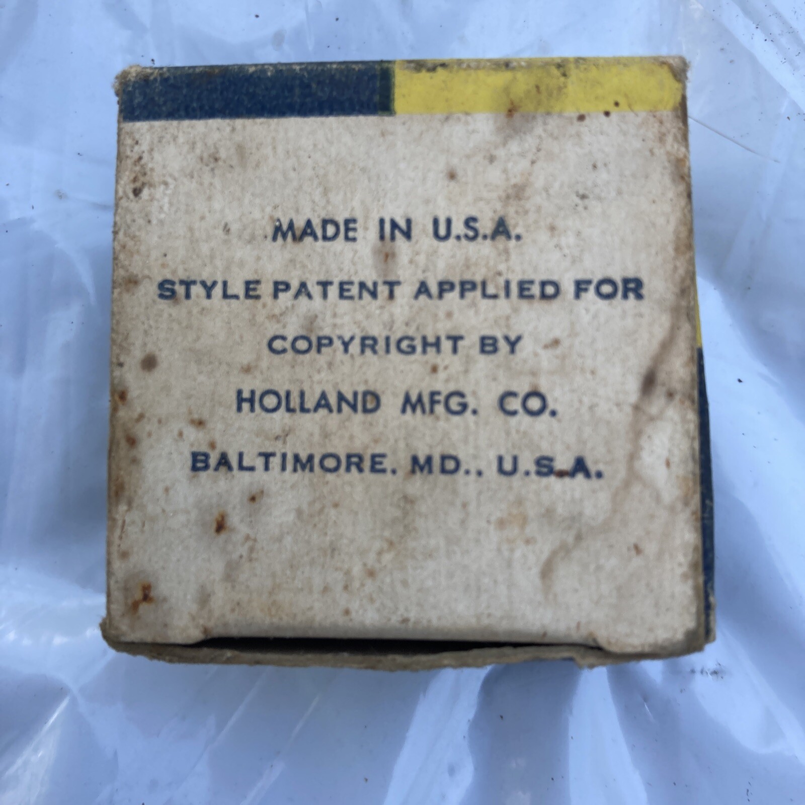 Vintage Box of No. 8 9/16 Honest Value Tacks Holland Mfg. Co, Baltimore, MD USA