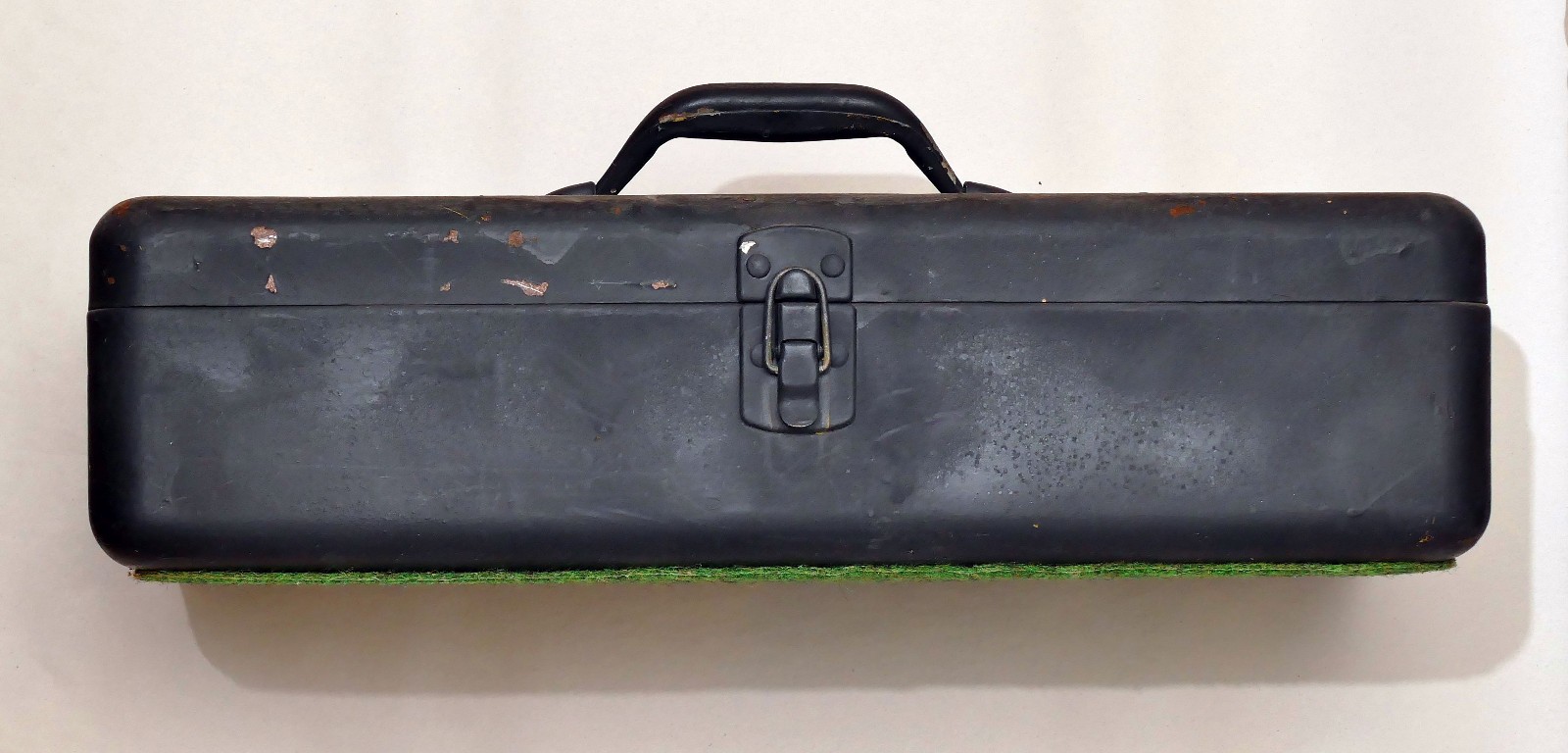 Metal Multi-level Tool Box with Cantilevered Tray Two Level 19″ x 8″ x 5 1/4″