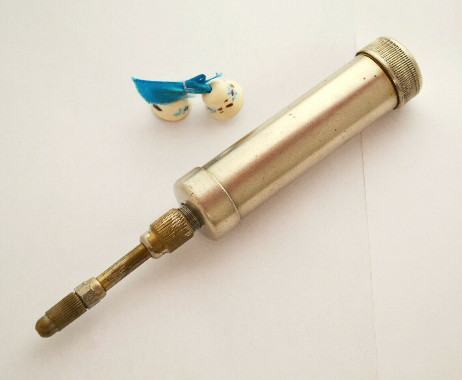VINTAGE GREASER GUN – Working and collectible / Pump action