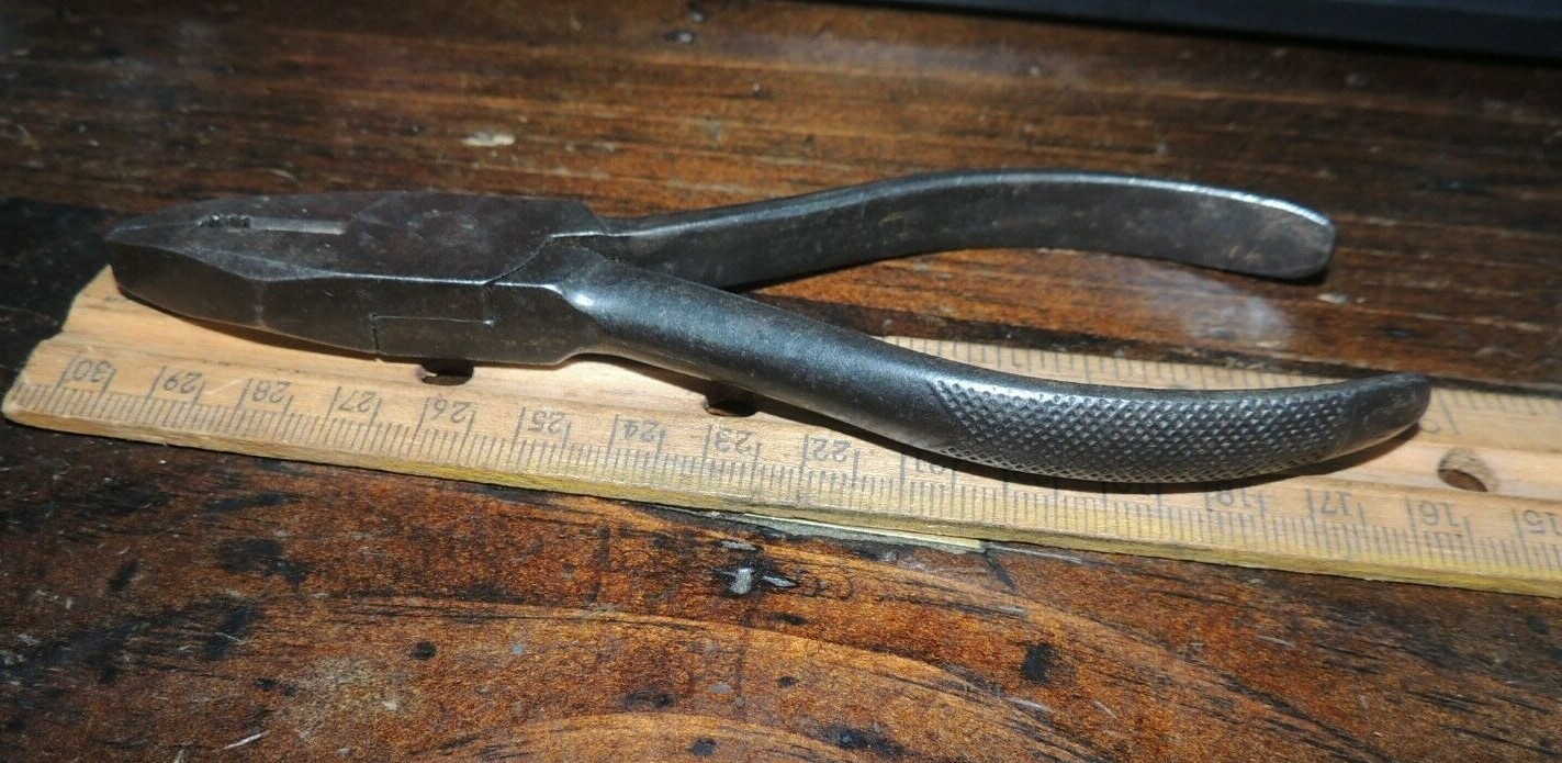 5-1/2″ Vintage UDF&T Co Utica Drop Forge & Tool Co. Lineman Pliers, PAT APP FOR