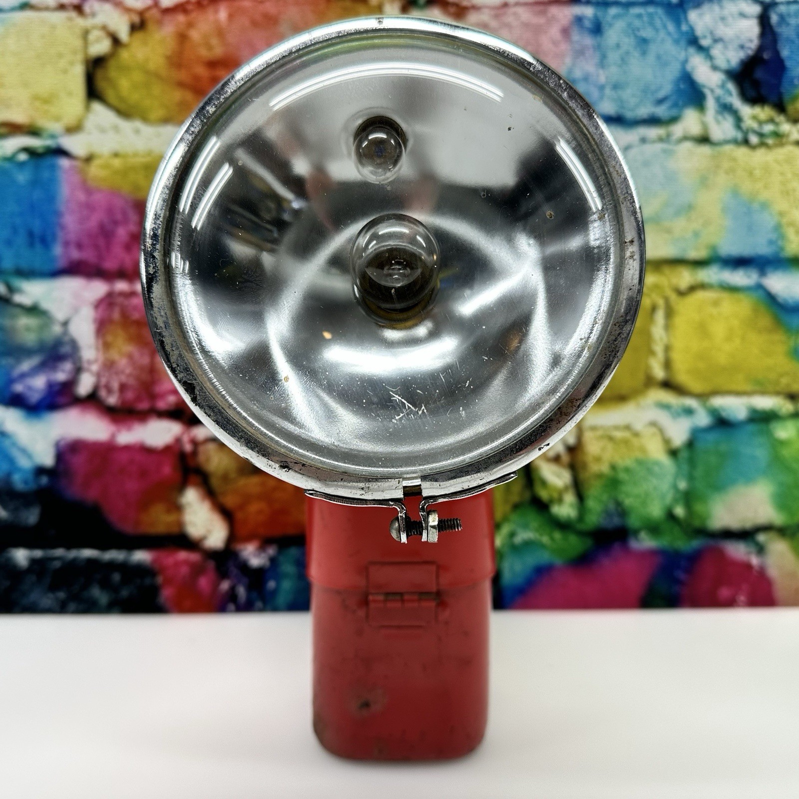 Teledyne Big Beam Model 211 – Handheld Portable Lantern Flashlight Vintage Old