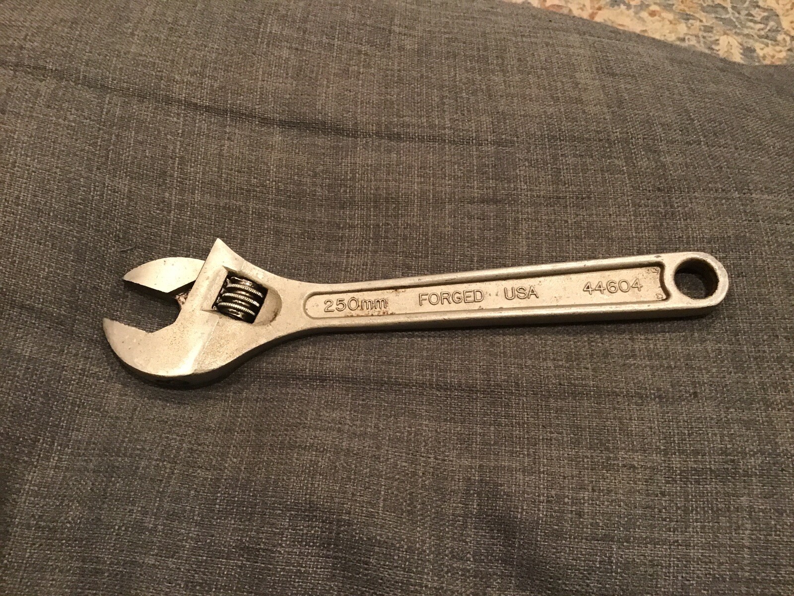 VINTAGE CRAFTSMAN 44604 10″ 250MM ADJUSTABLE CRESCENT WRENCH – USA