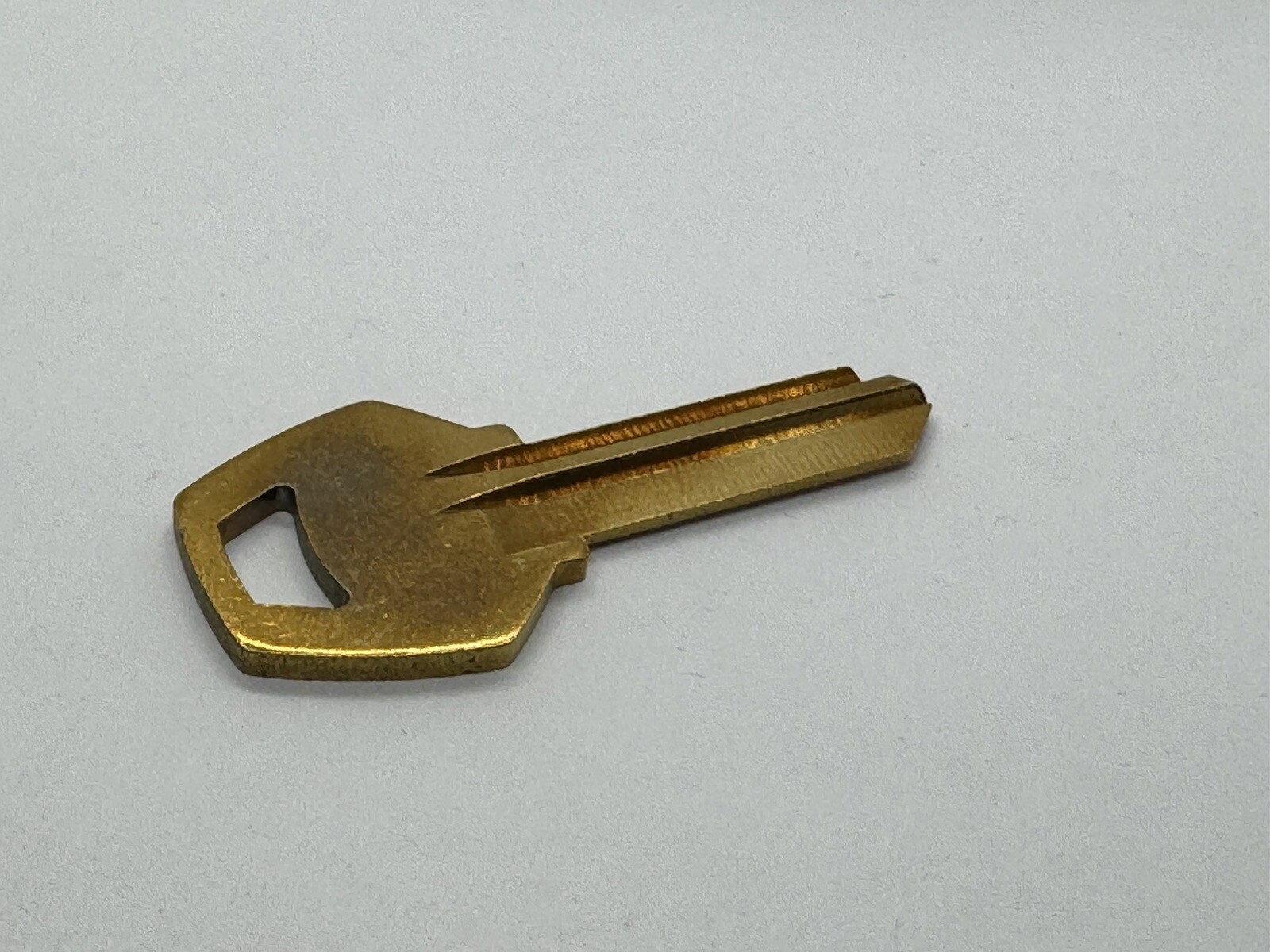 CO87 Key Blank – 5 Pin – NOS