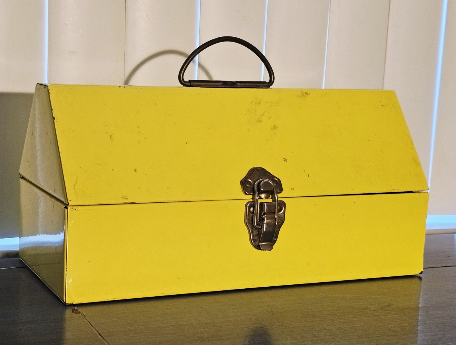 Vintage Steel Coffin Style Toolbox With Tray, Small 13″ Yellow Heavy Duty