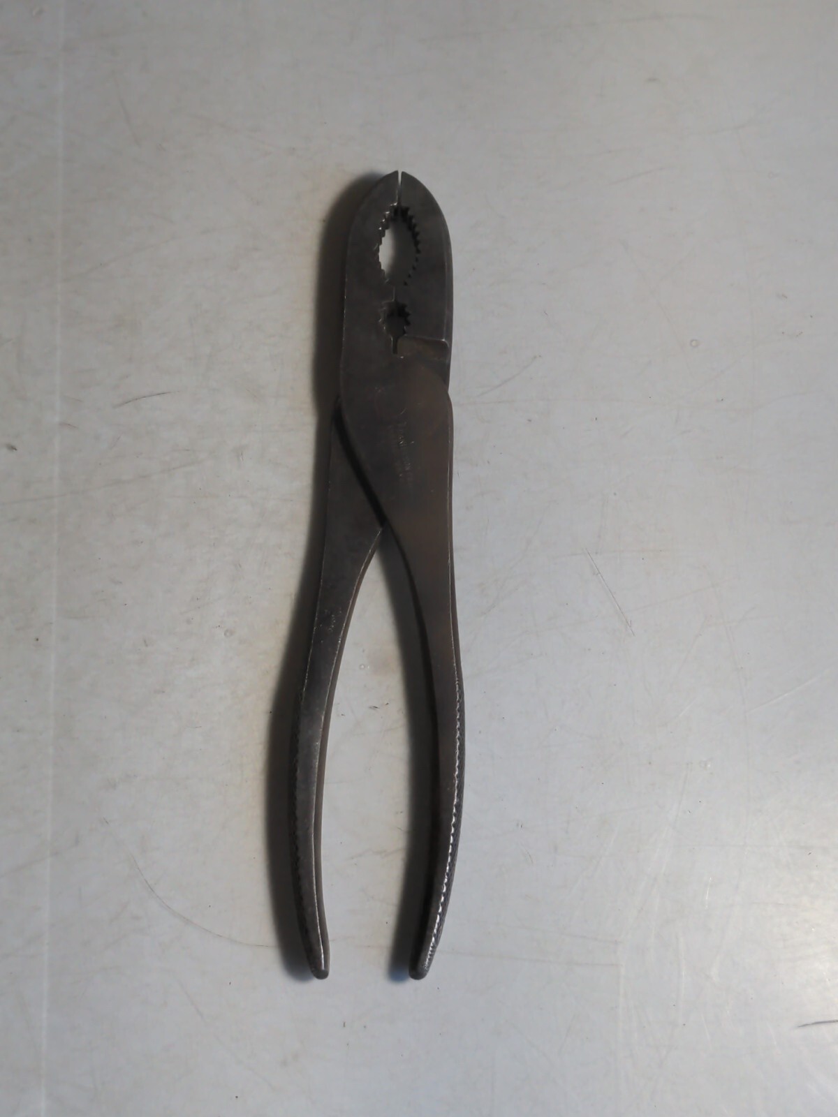JP DANIEL SON CO . Gas and Burner Pliers 8 1/4″ USA