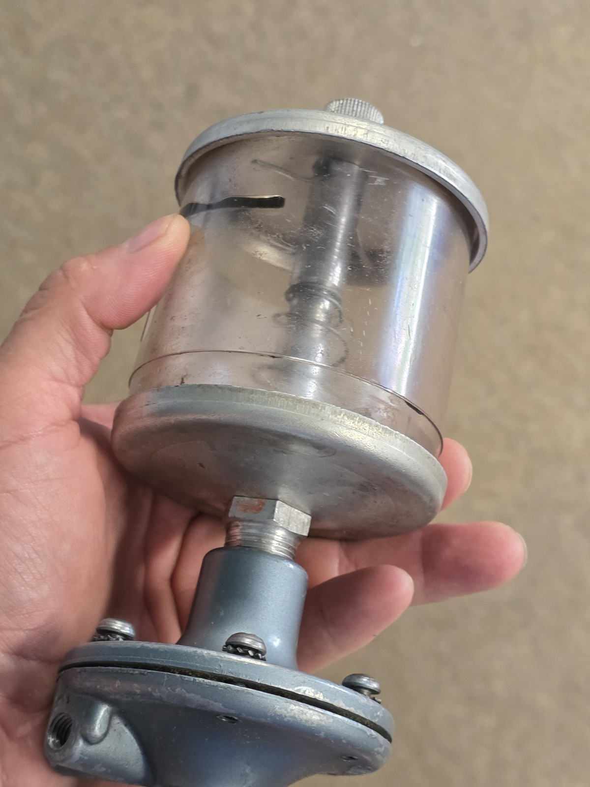 Gast MFG Co. Pneumatic Oiler / Lubricator – Industrial Air Line Equipment