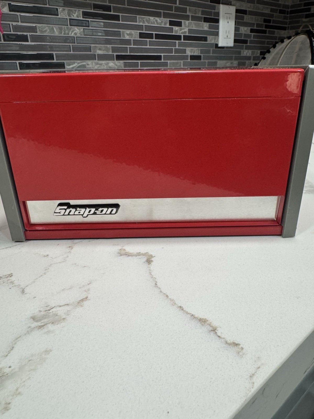 Mini Snap-on 3 Drawer Toolbox Top Chest Micro Maroon 8-1/2″ x 4-1/2″ x 4-3/4″