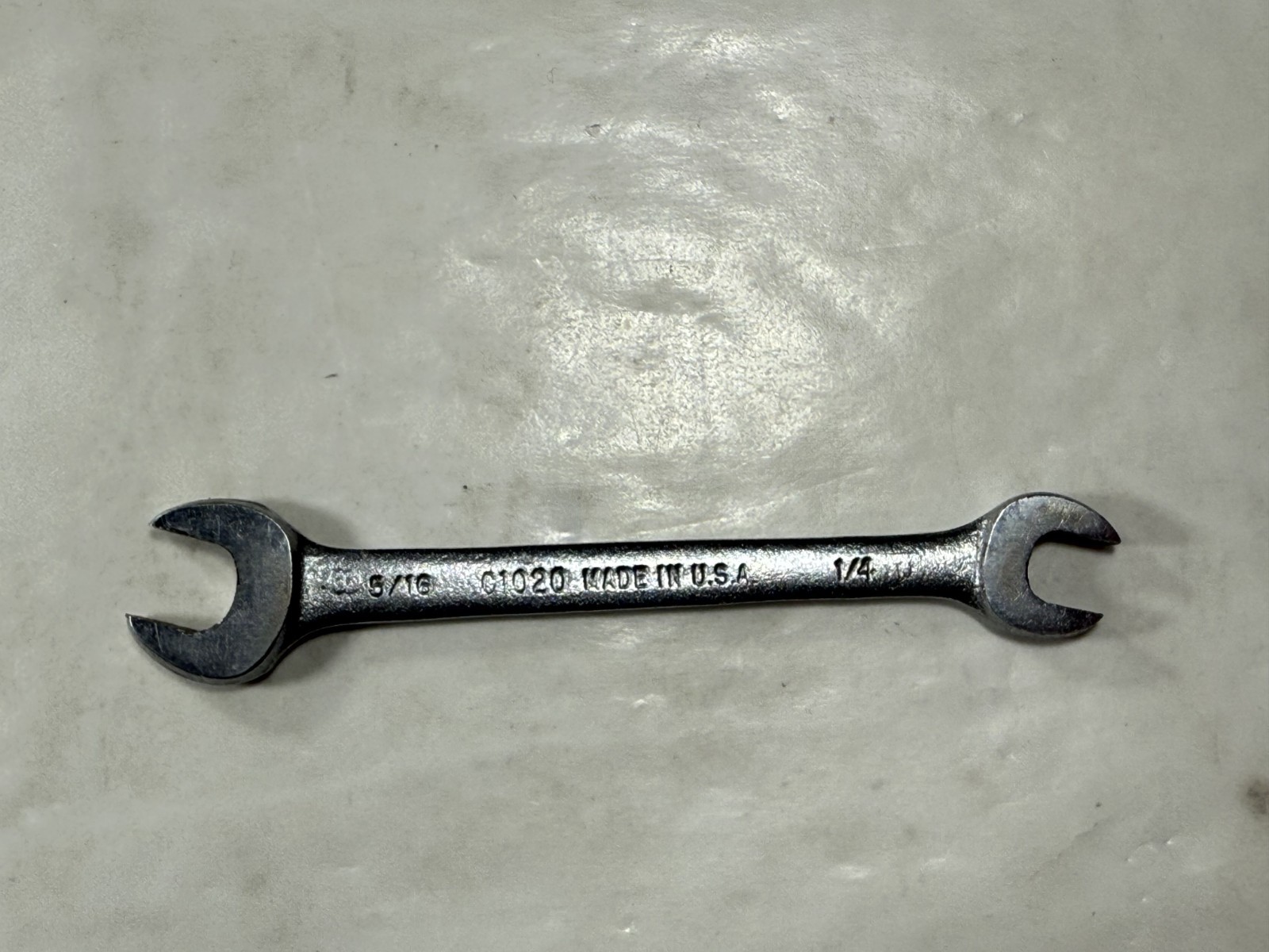 Vintage CRESCENT C1020 Double Open End Wrench 1/4″ & 5/16″