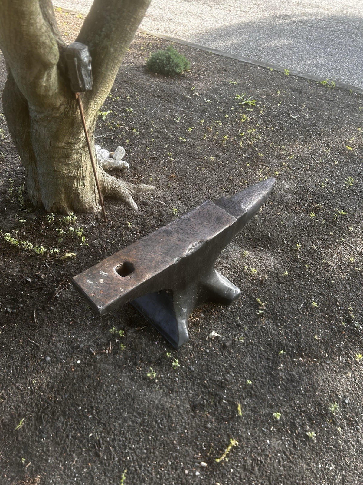 350lb cast iron Blacksmith Anvil