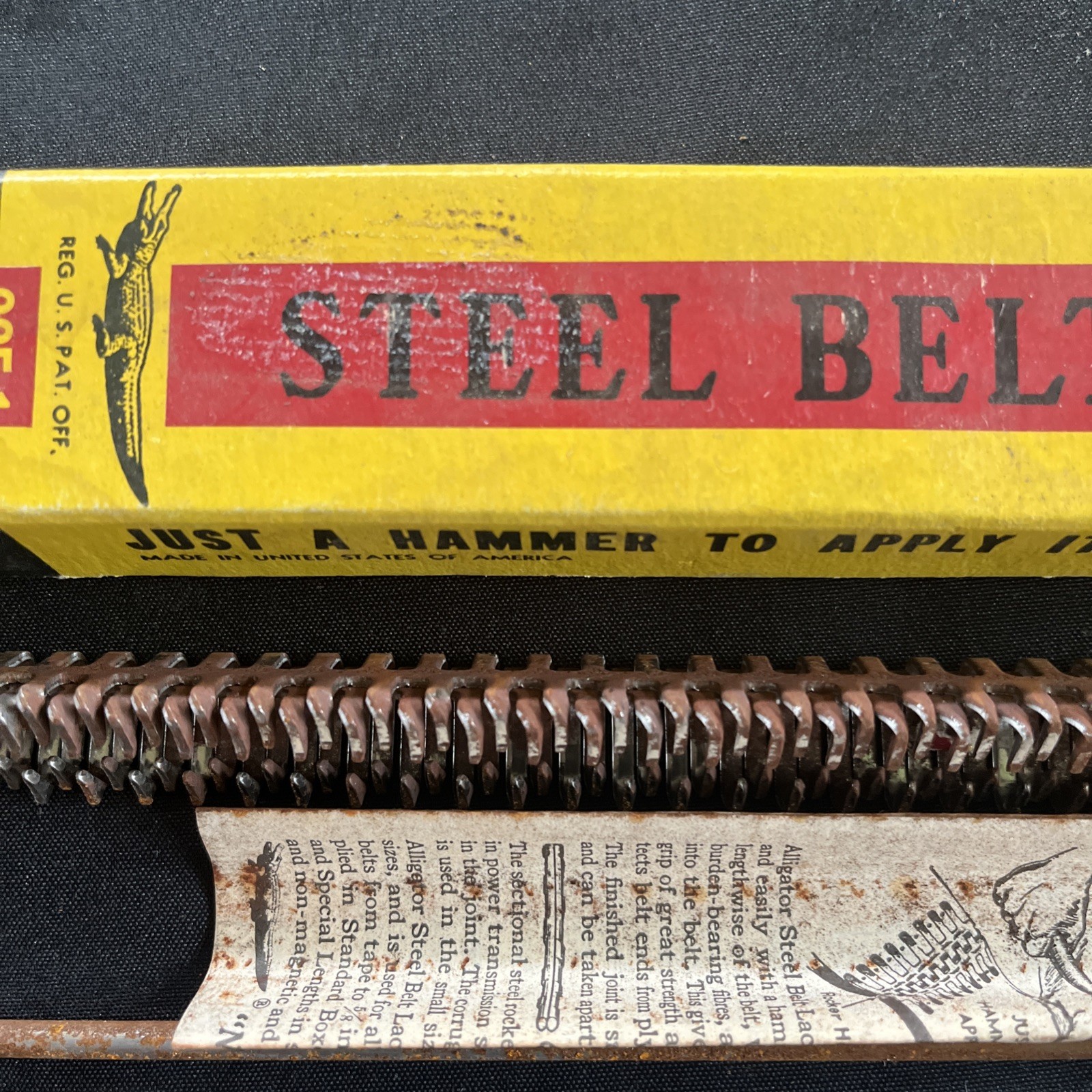1941 ALLIGATOR Steel Belt Lacing 20E-1 for 12”w 5/32”~3/16″ Thick X2 NOS **READ*