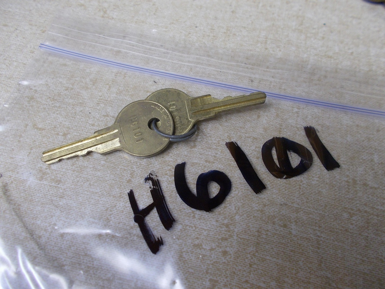 Set of 2 Vintage Westinghouse Keys H6101 *FREE SHIPPING*