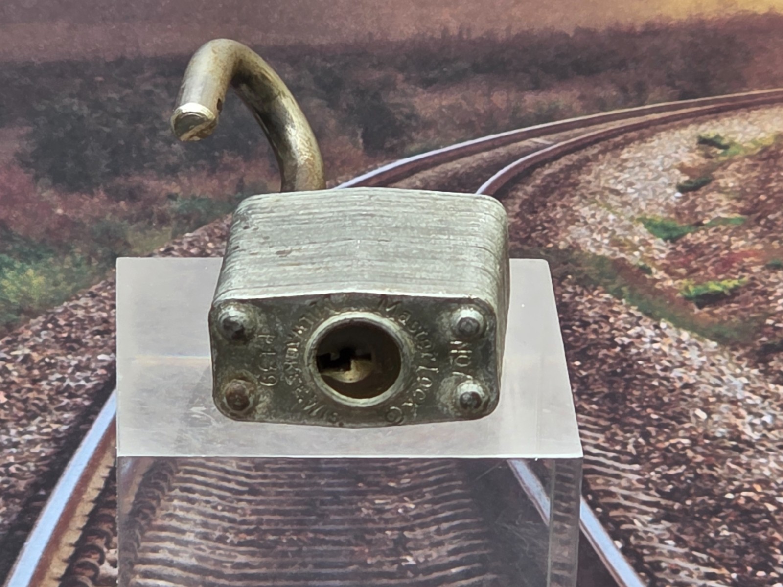 Vintage Master Lock padlock With Original Lion Key Works 2″T & 1.25″L