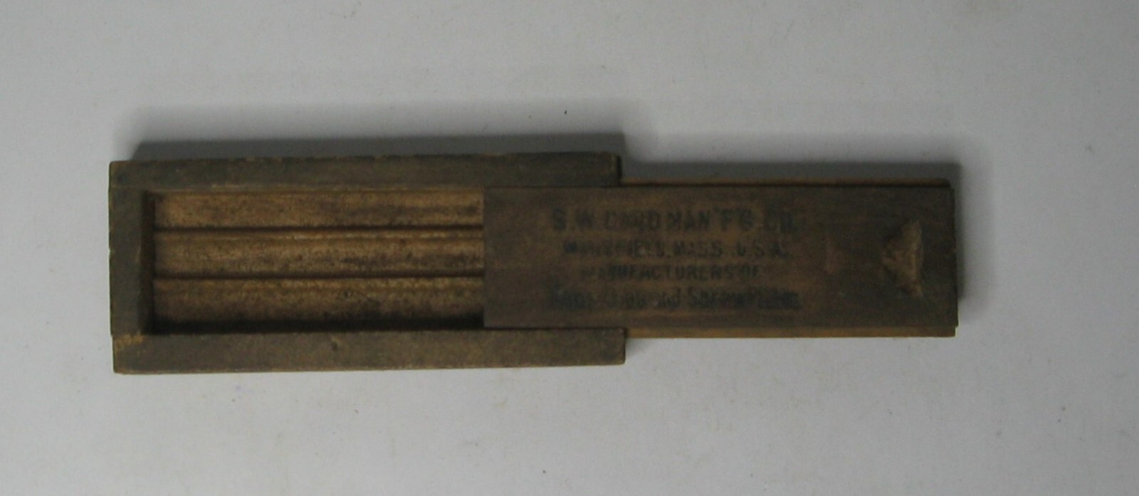 Vintage S.W. Card Man’fg Co. taps, die & screw plates original wood Dovetail Box